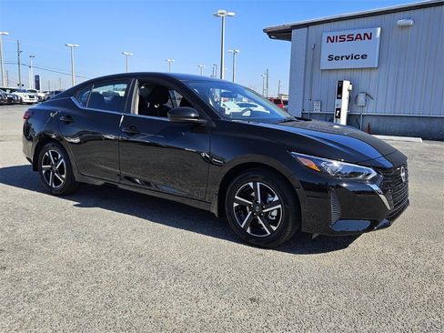 New 2025 Nissan Sentra SV image 14