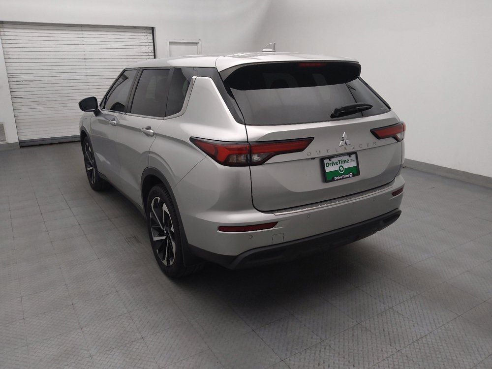 Used 2022 Mitsubishi Outlander ES AWD/4WD image 5