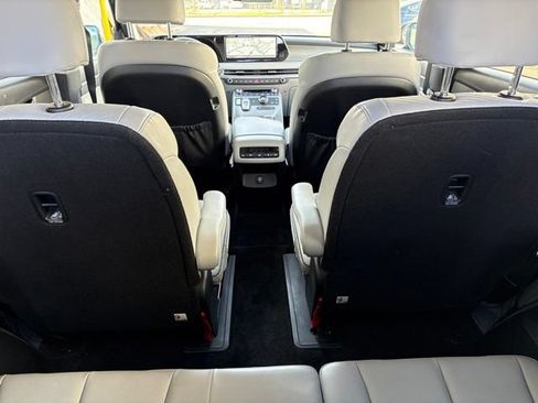 Used 2024 Hyundai Palisade SEL FWD image 36