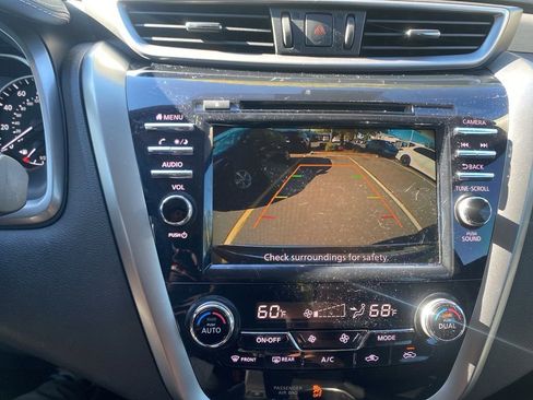 Used 2024 Nissan Murano SV image 22