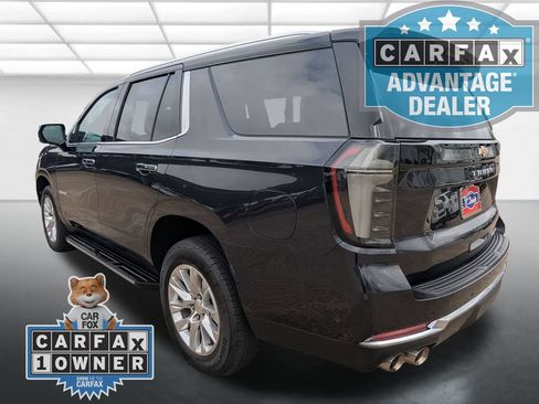 Used 2025 Chevrolet Tahoe Premier AWD/4WD image 2