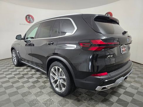 New 2026 BMW X5 xDrive40i w/ Premium Package image 7