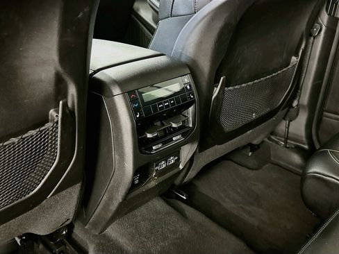 Used 2023 Jeep Grand Cherokee L Limited AWD/4WD image 29