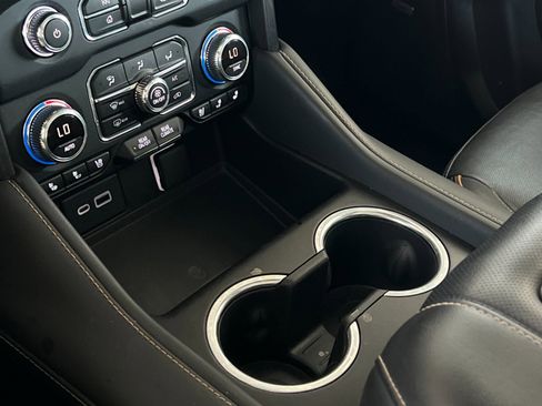 Used 2021 GMC Yukon AT4 image 21