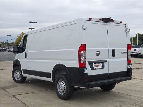 New 2026 RAM ProMaster 2500 image 13