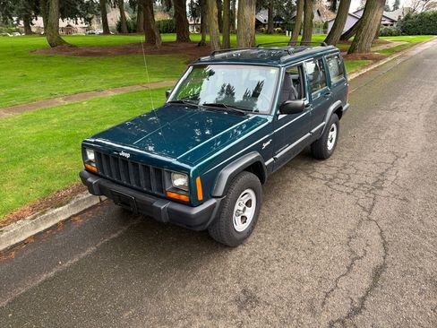 Used 1998 Jeep Cherokee Sport image 9