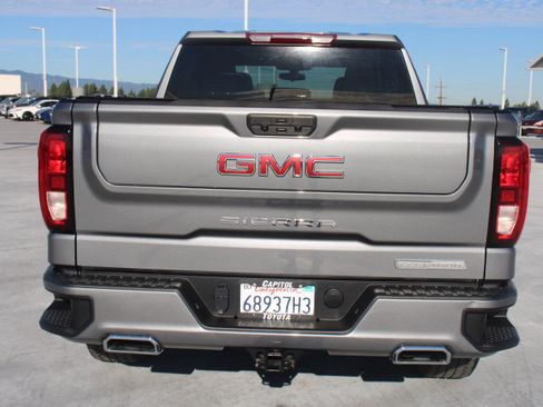 Used 2021 GMC Sierra 1500 Elevation w/ X31 Off-Road Package AWD/4WD image 4