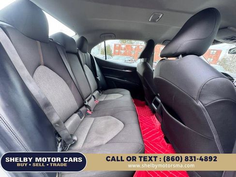 Used 2019 Toyota Camry LE w/ Carpet Mat Package image 16