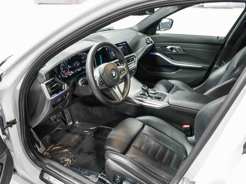 Used 2019 BMW 330i Sedan w/ M Sport Package RWD image 18