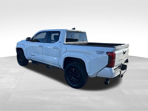Used 2024 Toyota Tacoma TRD Sport image 4