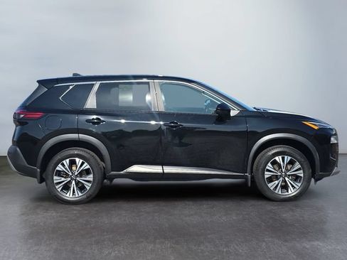Used 2023 Nissan Rogue SV AWD/4WD image 6
