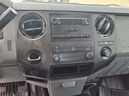 Used 2014 Ford F250 XL RWD image 5