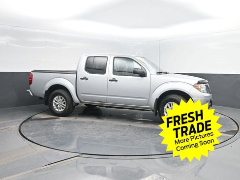Used 2016 Nissan Frontier SV w/ SV Value Truck Package image 3