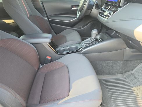 Used 2023 Toyota Corolla SE image 12