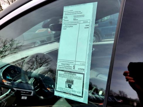 New 2025 Chrysler Pacifica Select image 32