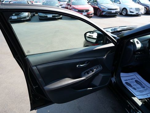 Used 2020 Nissan Sentra S FWD image 18