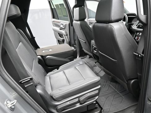 Used 2023 Chevrolet Tahoe Z71 w/ Luxury Package AWD/4WD image 20