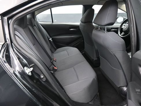 Used 2020 Toyota Corolla LE FWD image 31