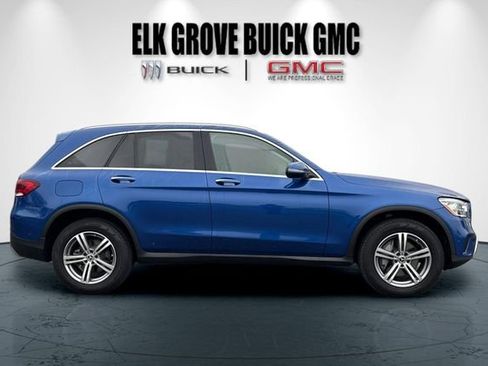 Used 2022 Mercedes-Benz GLC 300 image 3