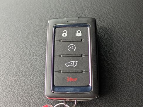 New 2026 Jeep Grand Cherokee Laredo X RWD image 31
