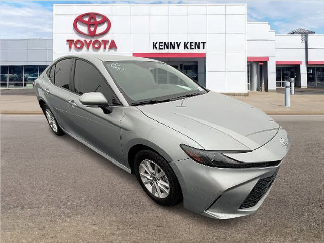 Used 2026 Toyota Camry LE FWD image 1