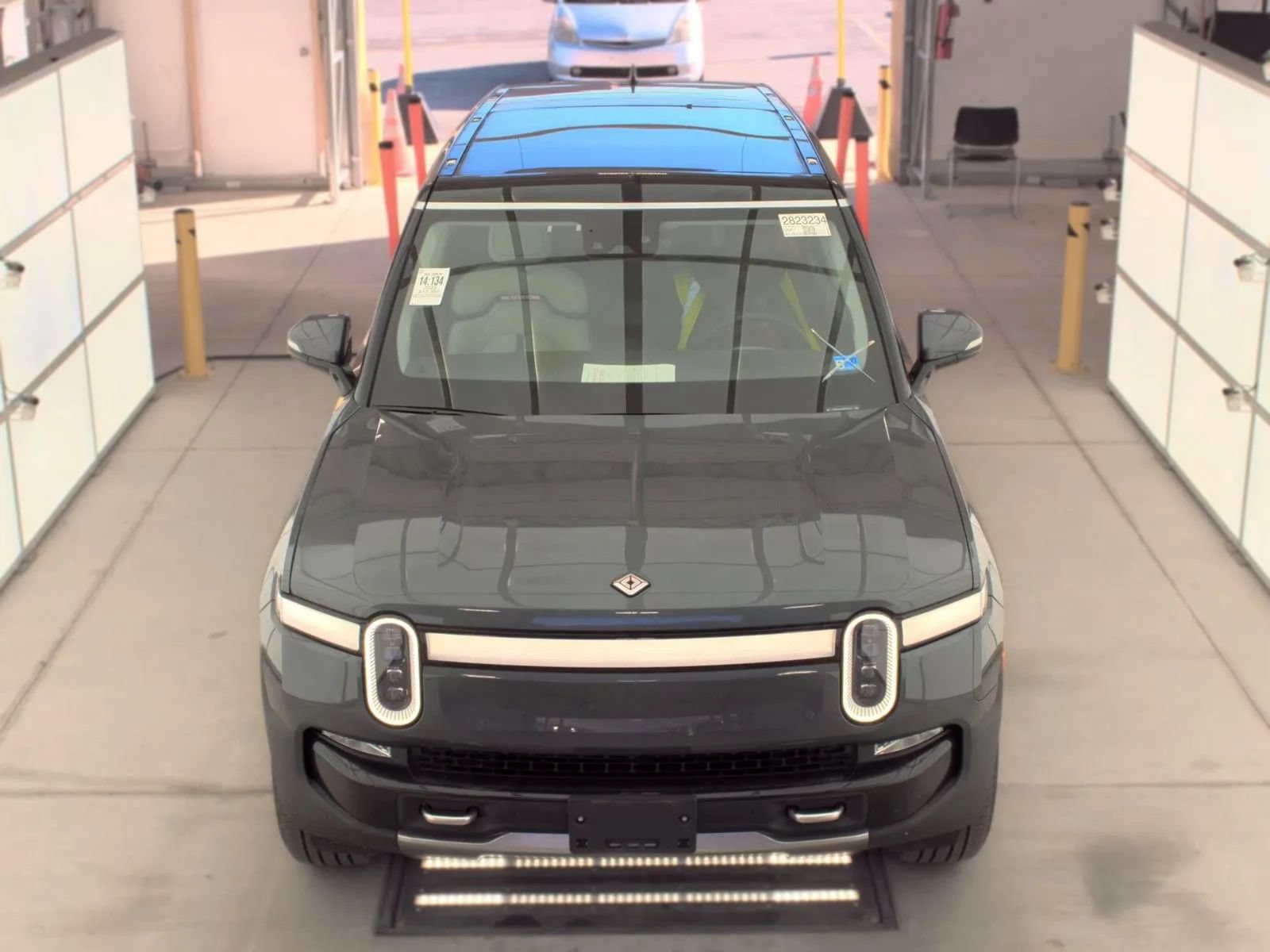 Used 2023 Rivian R1S Adventure Quad AWD/4WD image 5