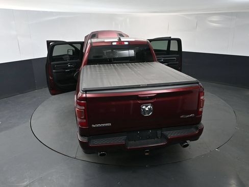 Used 2019 RAM 1500 Laramie AWD/4WD image 18