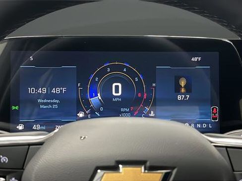 New 2026 Chevrolet Equinox LT w/ Convenience Package II AWD/4WD image 16