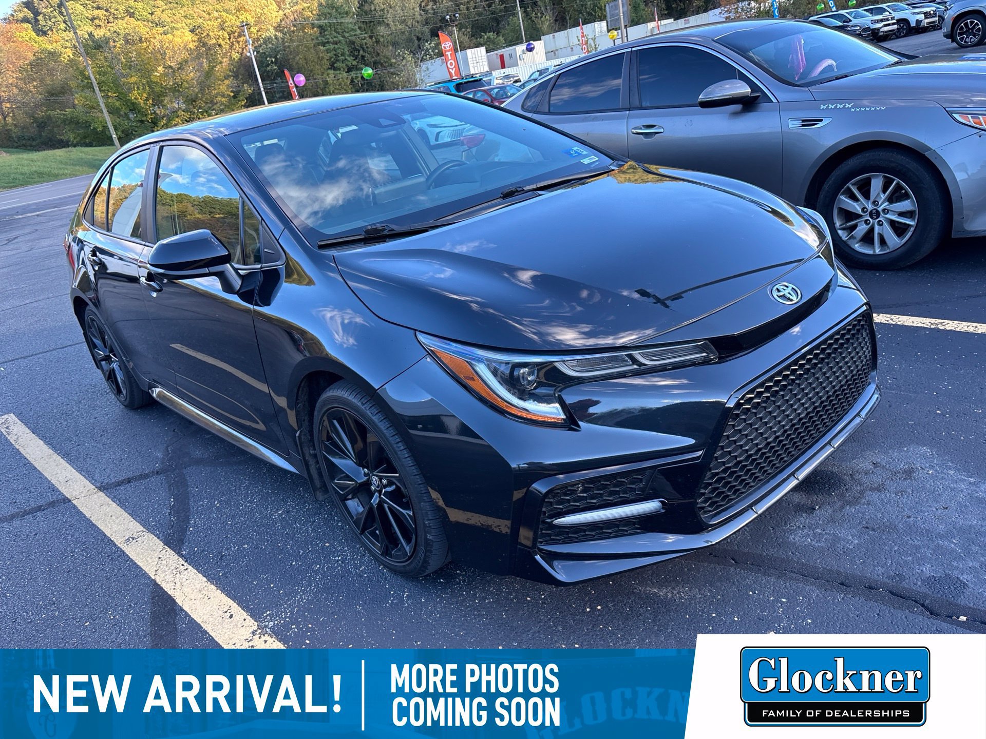 Used 2021 Toyota Corolla SE w/ Carpet Mat Package (TMS) FWD image 3