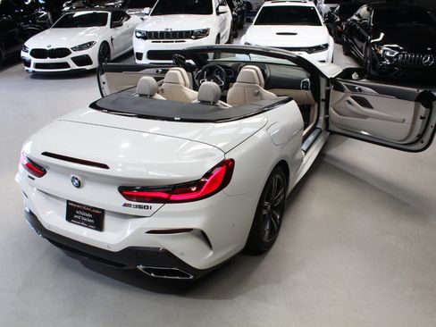 Used 2024 BMW M850i xDrive Convertible w/ Driving Assistance Package AWD/4WD image 30