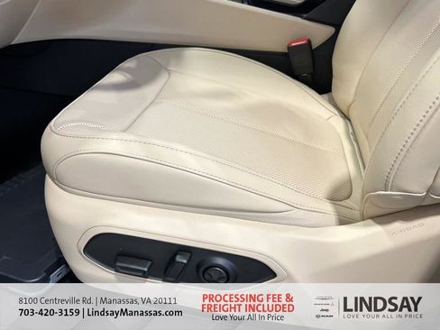 New 2025 Jeep Grand Cherokee L Limited w/ Luxury Tech Group II image 24