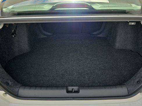 Used 2020 Honda Civic Sport image 14