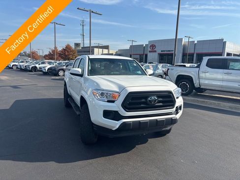 Used 2023 Toyota Tacoma TRD Off-Road image 7