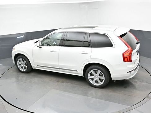 Used 2024 Volvo XC90 B5 Core w/ Protection Package Premier image 42