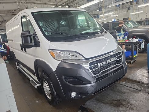 Used 2025 RAM ProMaster 2500 w/ U-Haul Equipment Group FWD image 2