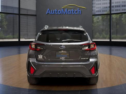 Used 2025 Subaru Crosstrek 2.5i Premium AWD/4WD image 9