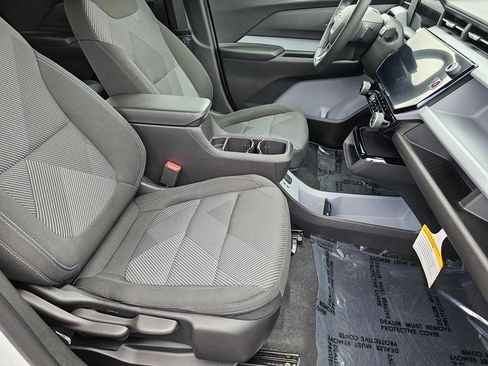 New 2027 Chevrolet Bolt LT w/ Comfort Package FWD image 9