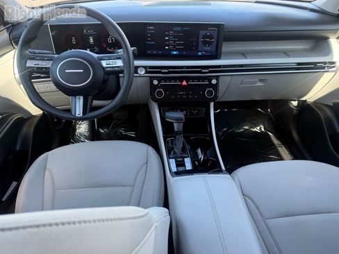 Used 2025 Hyundai Tucson SEL image 28