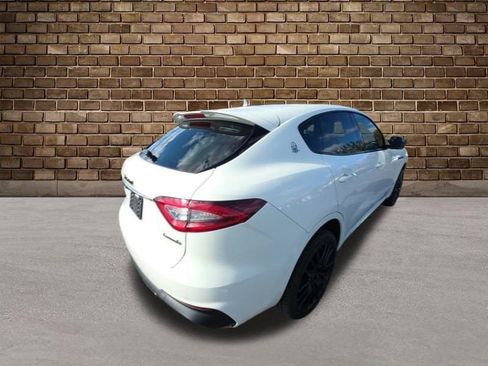 Used 2019 Maserati Levante GranSport image 6