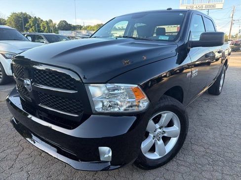 Used 2014 RAM 1500 Express RWD image 1