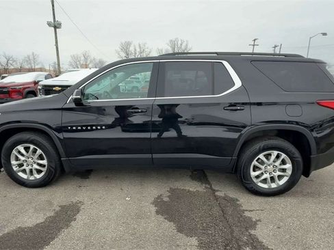 Used 2020 Chevrolet Traverse LT image 5