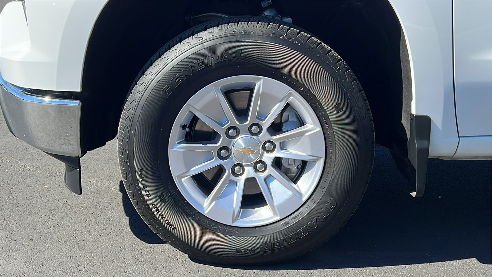 Certified 2025 Chevrolet Silverado 1500 W/T RWD image 11