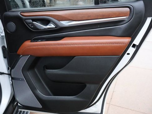 Certified 2024 GMC Yukon Denali Ultimate image 15