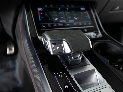 Used 2025 Audi RS Q8 performance AWD/4WD image 26
