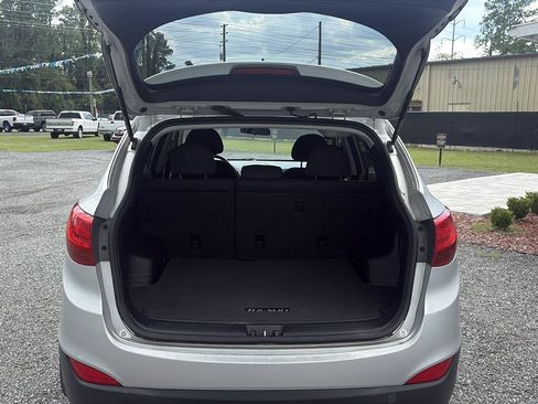 Used 2013 Hyundai Tucson GL FWD image 13