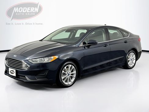 Used 2020 Ford Fusion SE FWD image 1