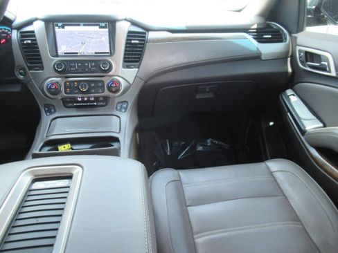 Used 2019 GMC Yukon Denali w/ Denali Ultimate Package RWD image 14