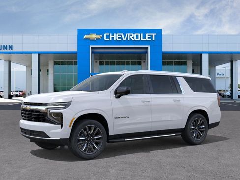 New 2026 Chevrolet Suburban LS w/ LS Custom Edition RWD image 2