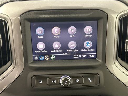 Used 2022 Chevrolet Silverado 1500 Custom image 11