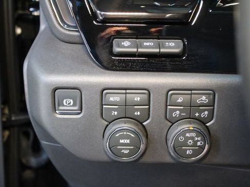 Used 2026 Chevrolet Silverado 1500 ZR2 w/ ZR2 Bison Edition AWD/4WD image 17